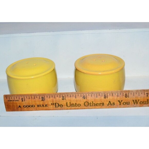 Vtg Metlox Poppytrail Colorstax Yellow Salt & Pepper Shakers Set MCM - Picture 5 of 7